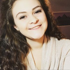 Meet your Posher, Shelbie